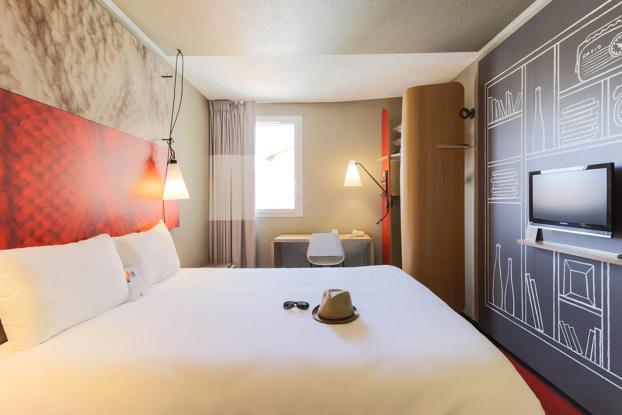 ホテル Ibis Carcassonne Est La Cite エクステリア 写真