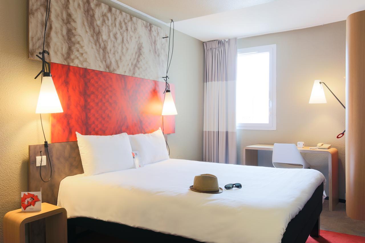 ホテル Ibis Carcassonne Est La Cite エクステリア 写真