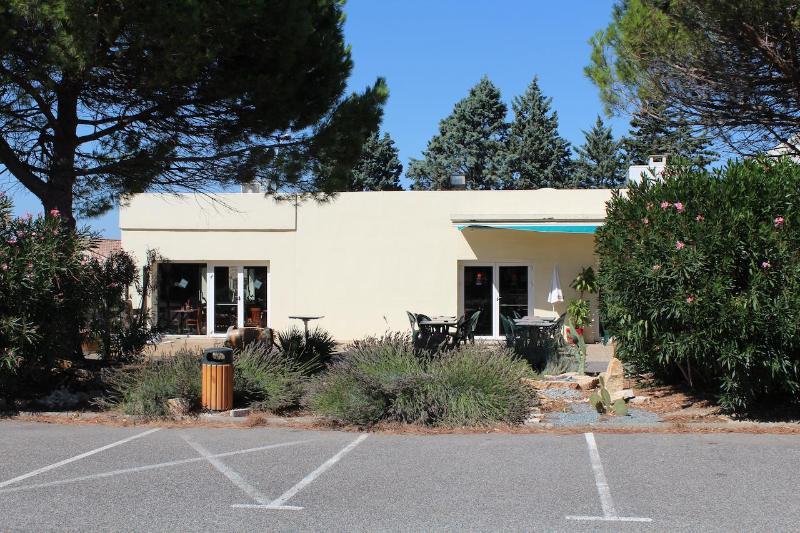 ホテル Ibis Carcassonne Est La Cite エクステリア 写真