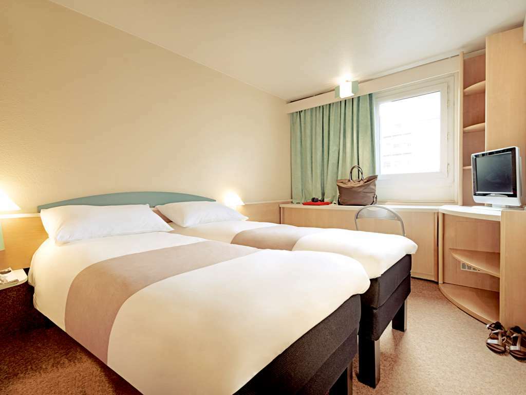 ホテル Ibis Carcassonne Est La Cite 部屋 写真